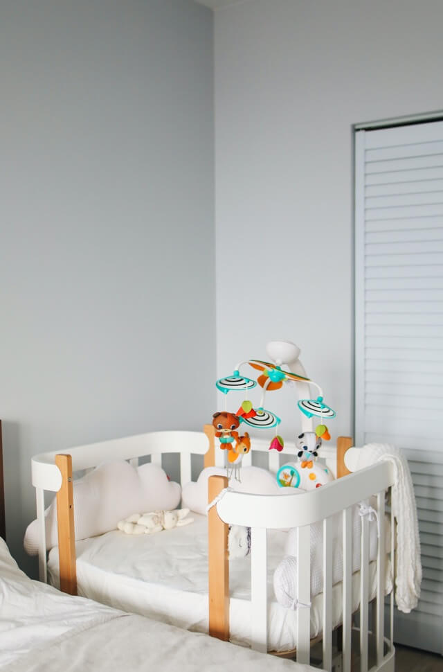 How To Choose The Best Crib For Your Baby